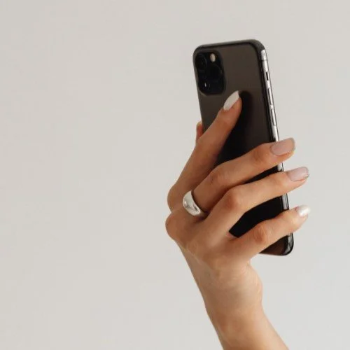 Ditch your phone: Digital discipline, reclaiming time and elevating client experience