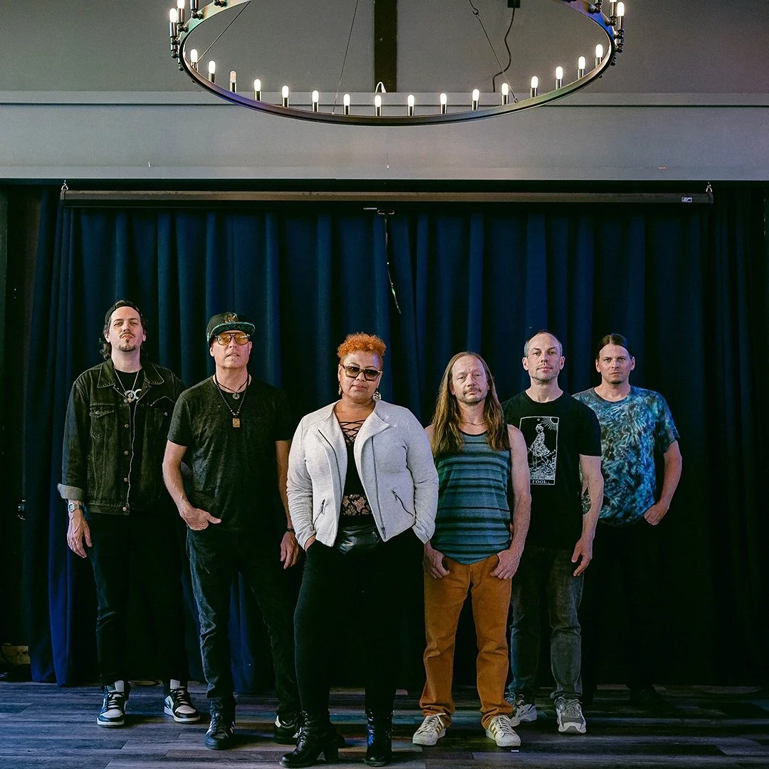 We&rsquo;re just gonna stand here like this until the shows this weekend

9/11-12 @bender_jamboree 
9/14 @wormtowntrading 

📸: @katie.sik