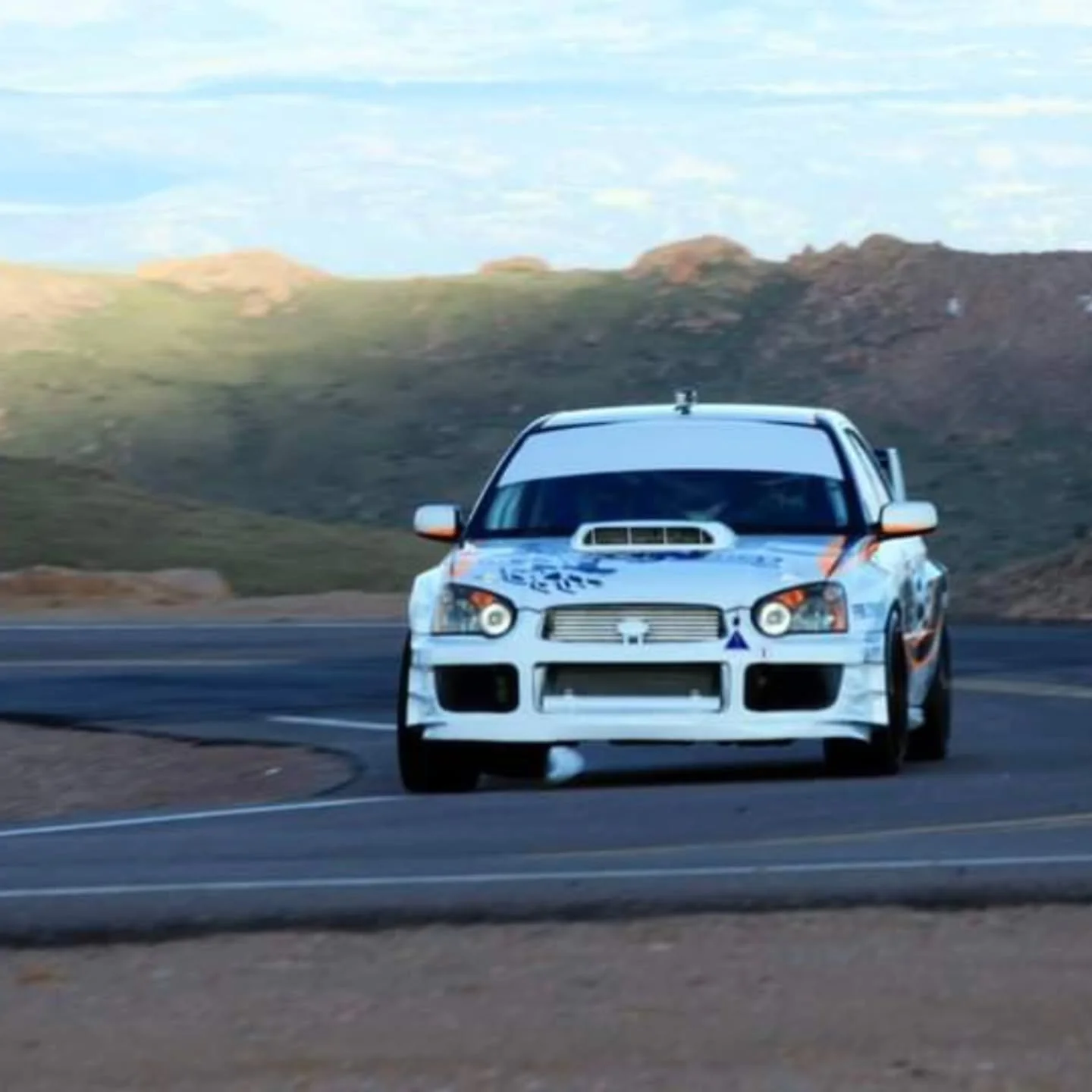 Over 12 years ago we had a shot at Racing Pikes Peak so we took it. Throwback to my early days behind the wheel on the Hill.

@drivepikespeak
@tialsport
@jrzsuspension
@guardtransmission 
@porschecolorado 
@alconbrakes 
@arccaptain_welding
@motulusa 