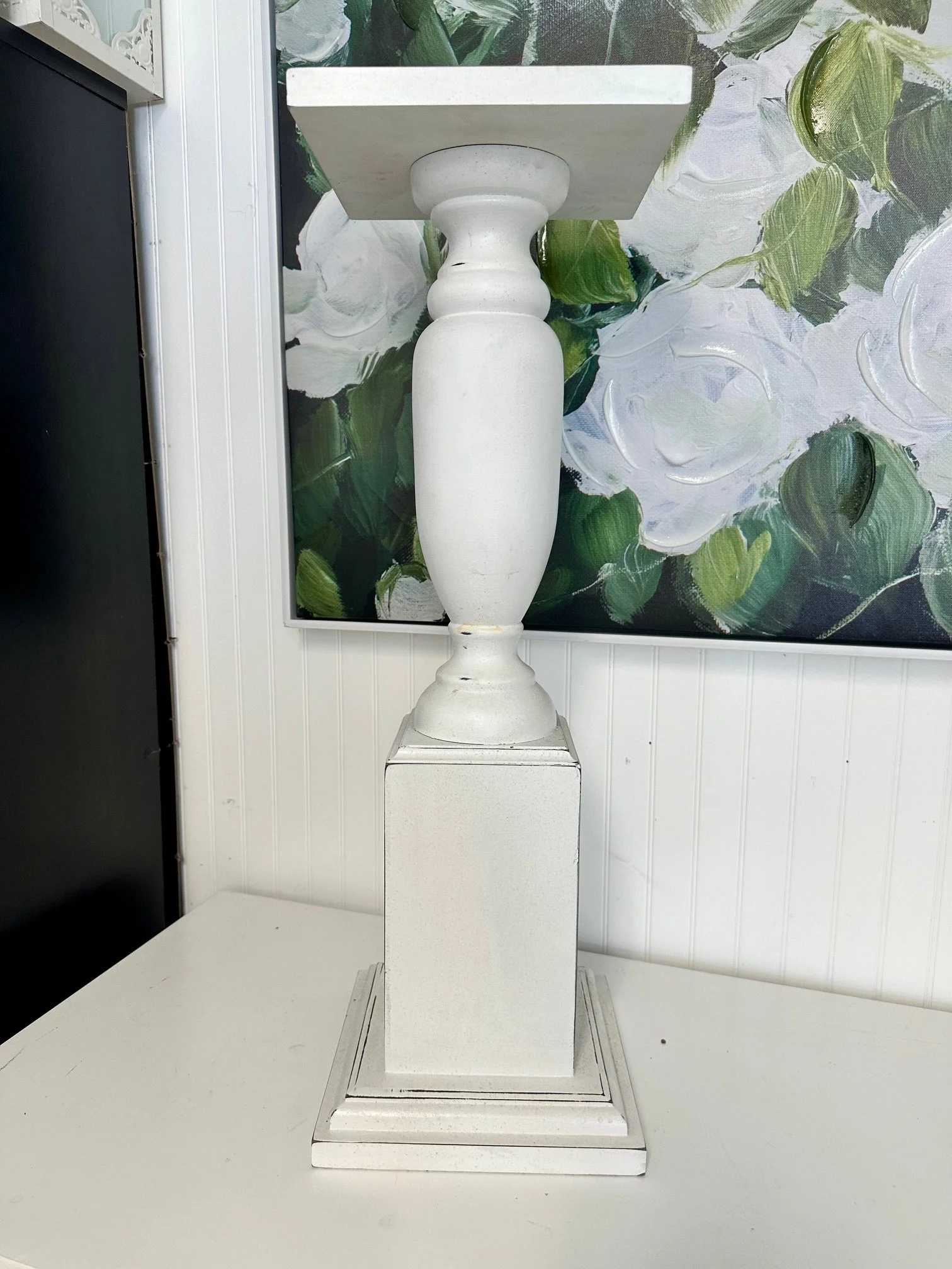 White wood floral pedastal.jpeg