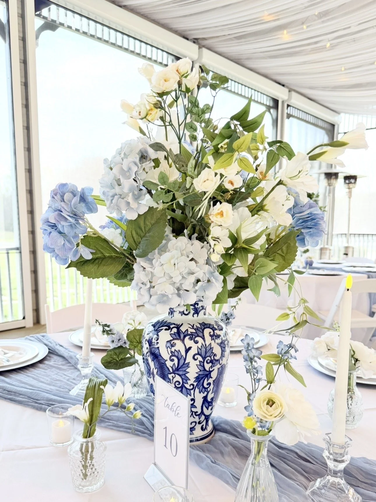 Large Chinoiserie Vases (Blue and White)