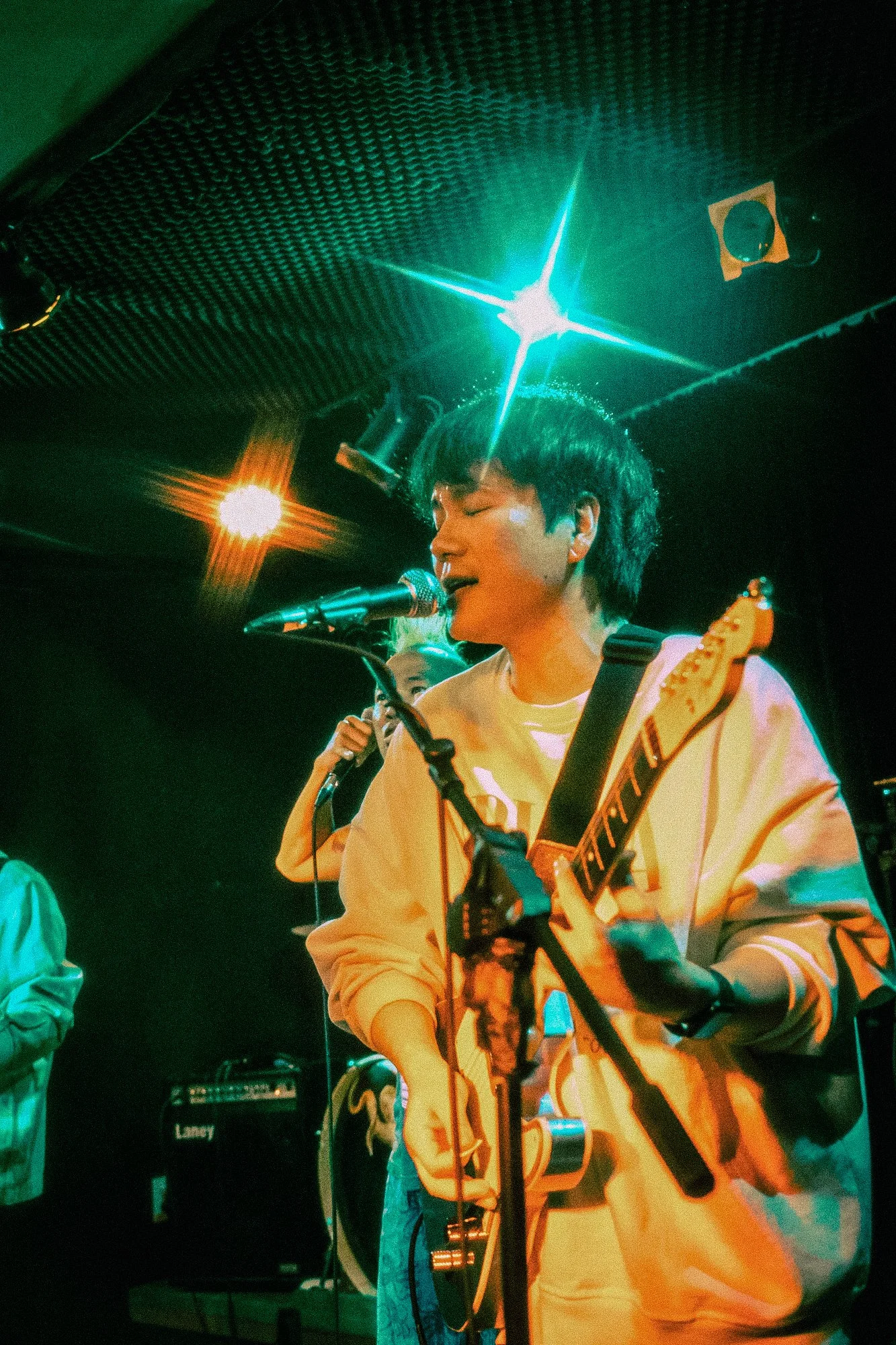 DSC02395-2.jpg