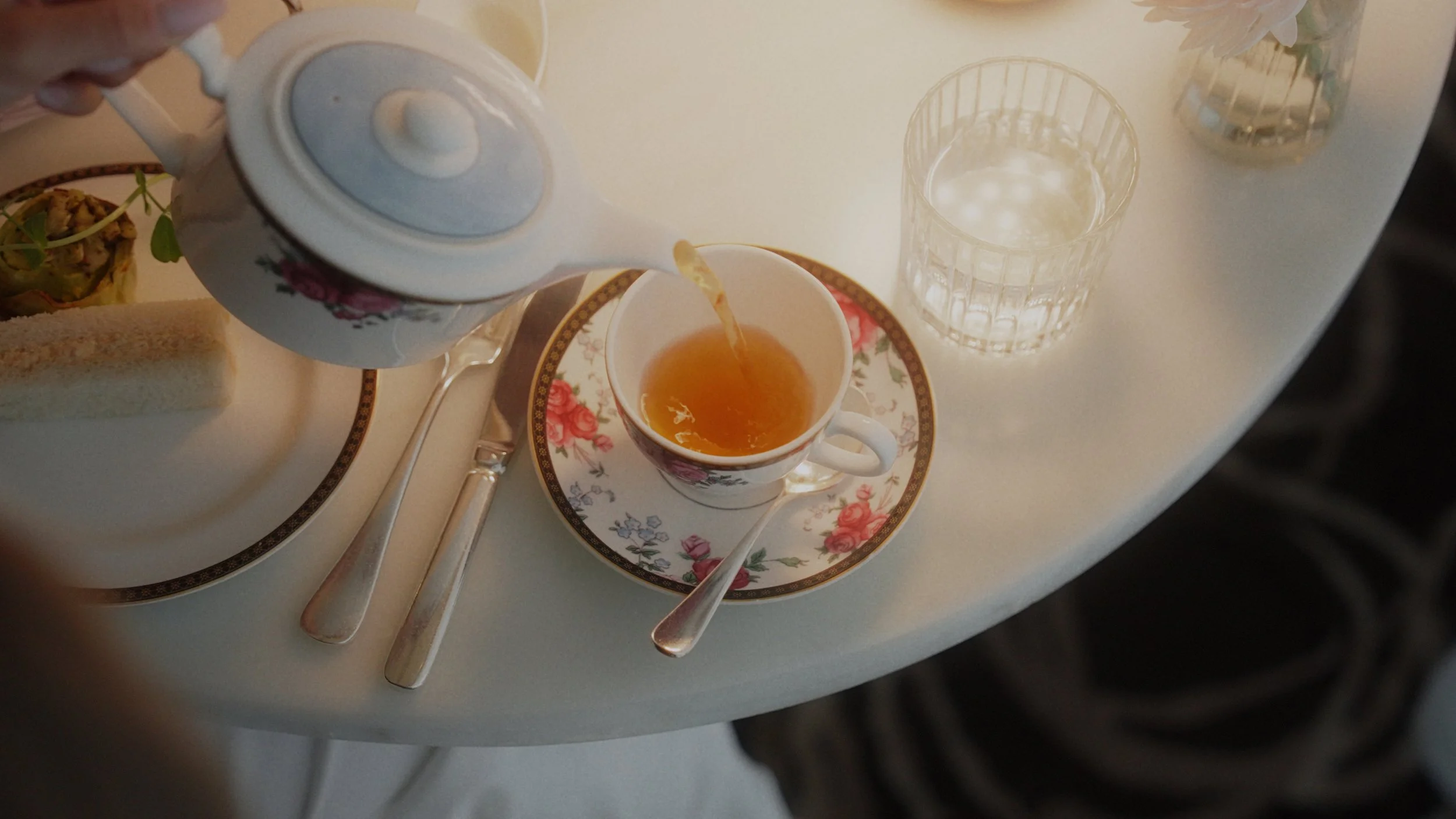 THE LANGHAM AFTERNOON TEA_1.3.1.jpg