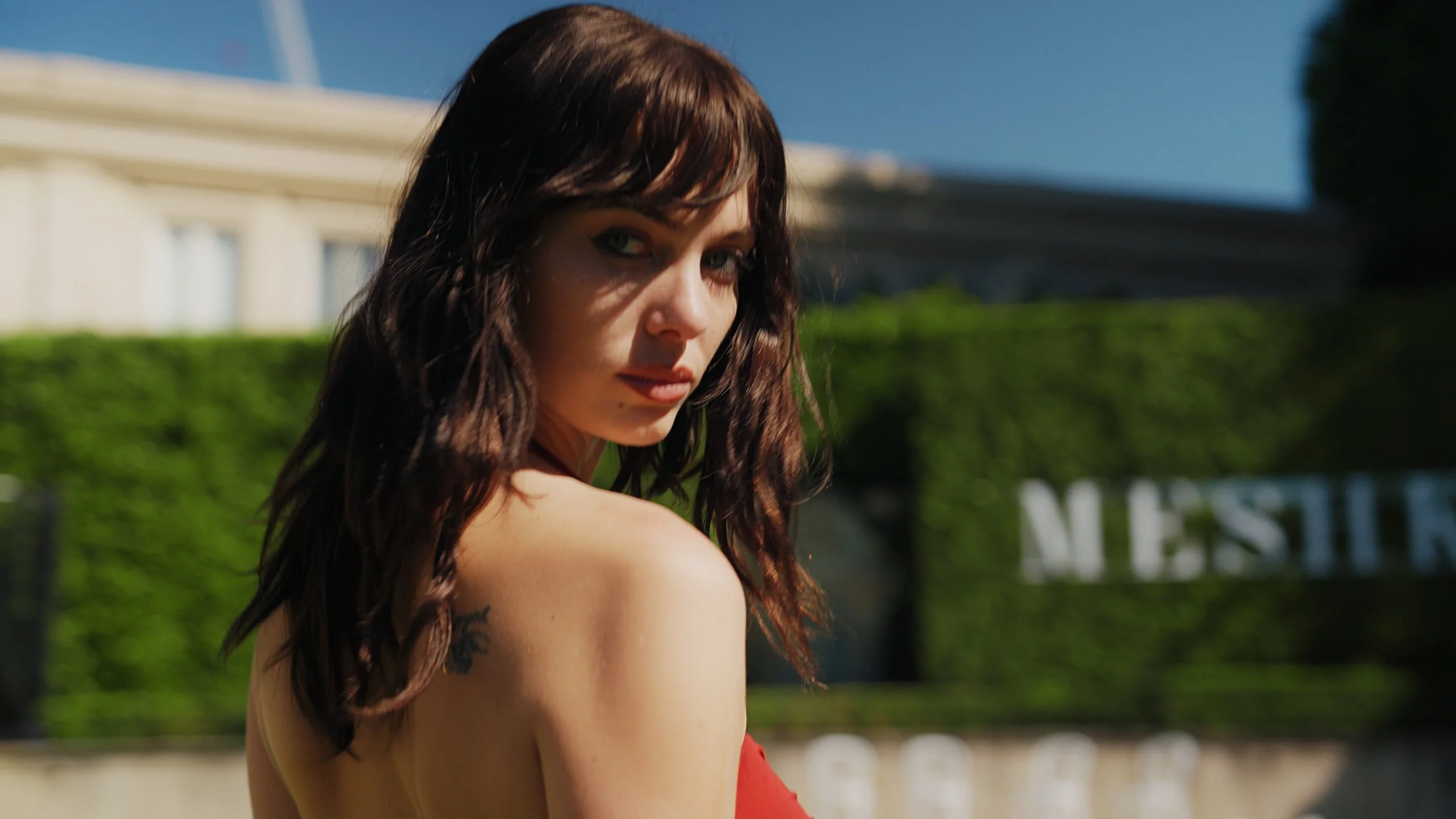 VOGUE X MESHKI FRAMES_1.41.1.jpg