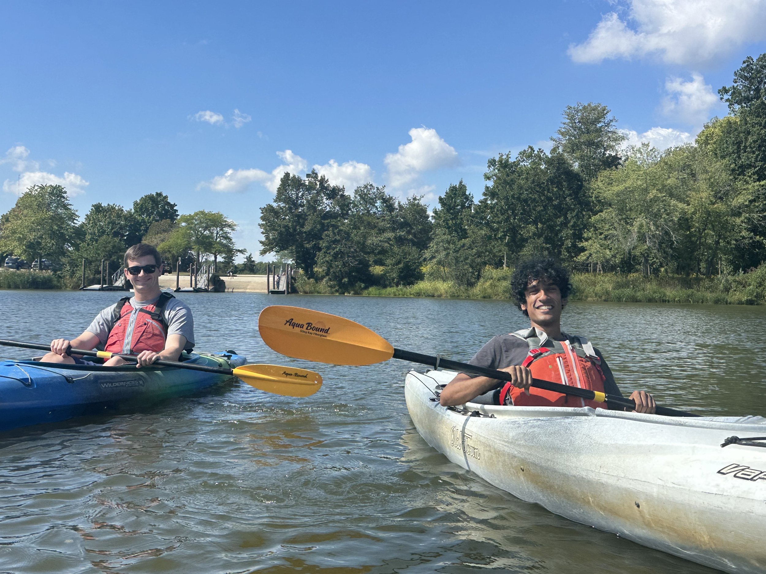 [Sept 2026] Enjoying the last days of summer with a group kayaking trip!