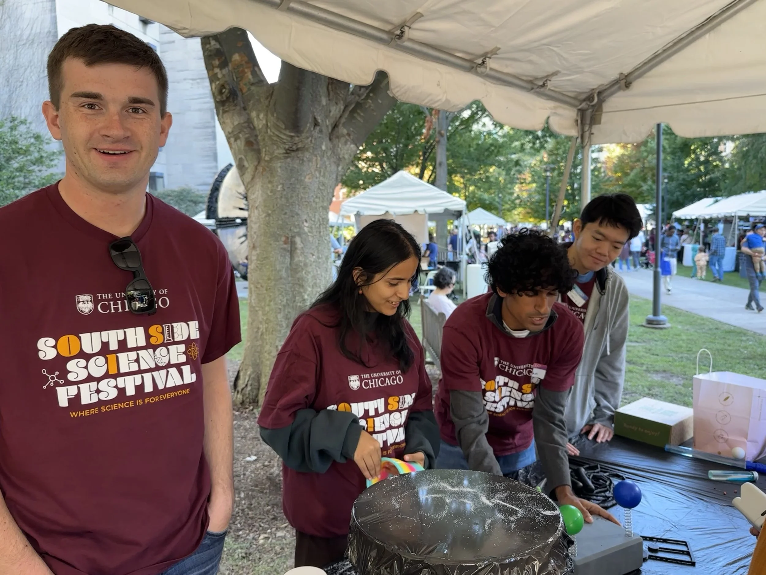 [Oct 2026] Teaching the community about waves at the South Side Science Festival!