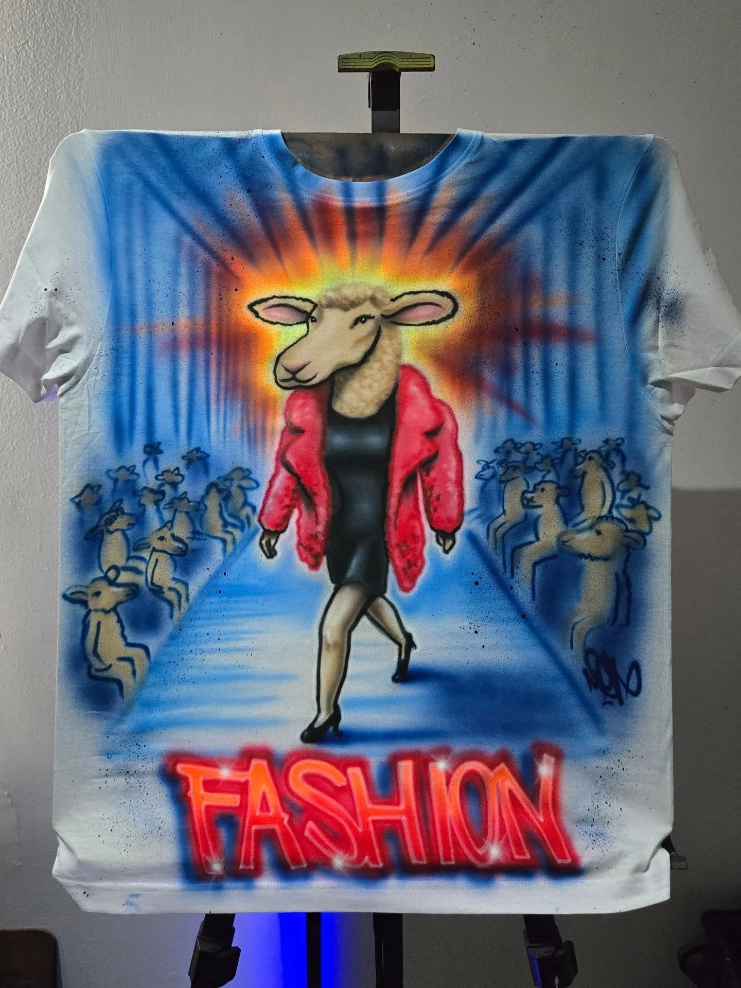 SWIPE 👈 Here's the airbrushed shirt that made @ericadamsfornyc turn to me, shake my hand and say &quot;nice shirt&quot; 😂🤝 I looked up at him and said &quot;I feel like I know you from somewhere&quot; and we both laughed.