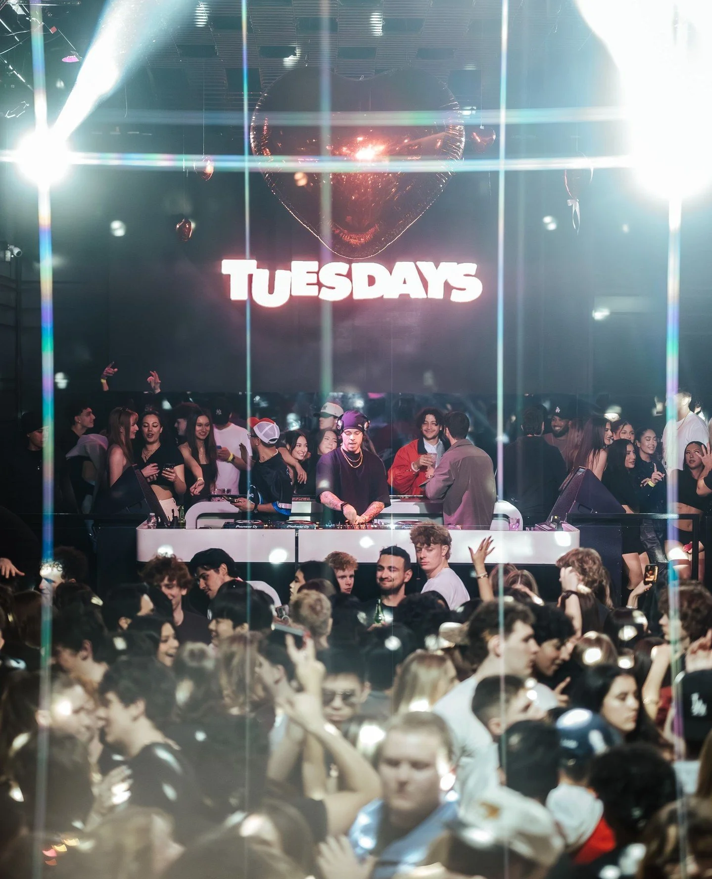 😁SMILES ON A TUES😁⁠
⁠
This is our midweek vibe 🌞 if you haven't stopped by yet you know where you want to be next Tues 💯⁠
⁠
📅EVERY TUES⁠
🆓FREE BEFORE 11 LIST⁠
🍻$5.25 HIGHBALLS ⁠
⁠
And a playlist supplied by residents @johnnyjover @jpvaldes @ma