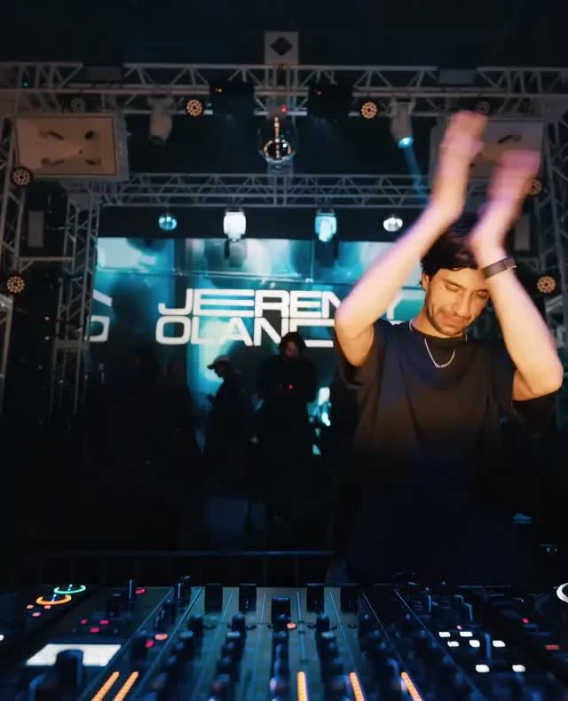 🌧️WHEN THE RAIN FALLS🌧️⁠
⁠
@jeremyolander returns to @celebrities_van on Saturday May 30th with his &ldquo;When The Rain Falls&rdquo; Tour, bringing his Progressive and Melodic House mix for a #playhouse takeover🌠⁠
From underground club weapons to