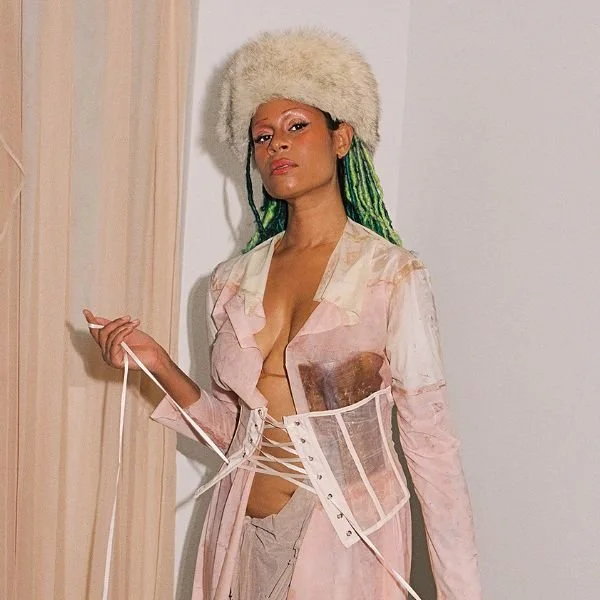 PLAYHOUSE Pres. Aluna