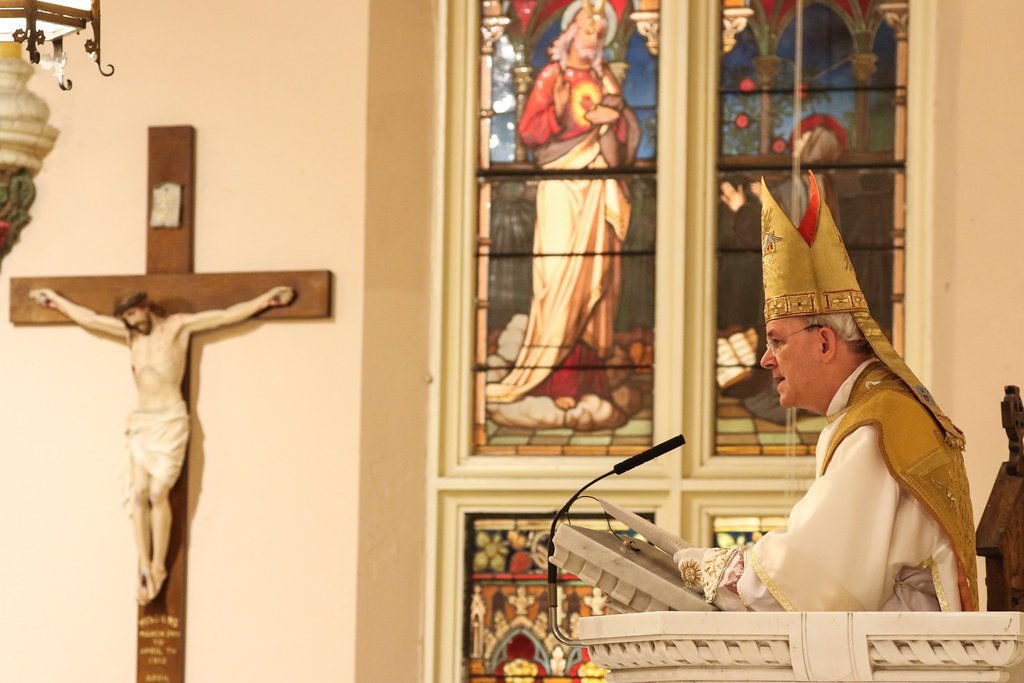 Pozvánka k čítaniu knihy “Katolícka omša” Mons. Athanasiusa Schneidera