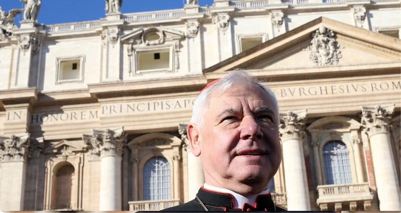 KARDINÁL MÜLLER: NIE LATINSKÁ OMŠA, ALE RELATIVIZMUS ROZDEĽUJE CIRKEV