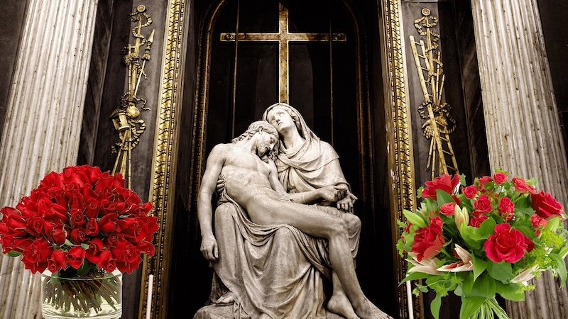 SPOLUVYKUPITEĽKA - TITUL, KTORÝ POHORŠUJE PROTESTANTOV, NIE TRADÍCIU