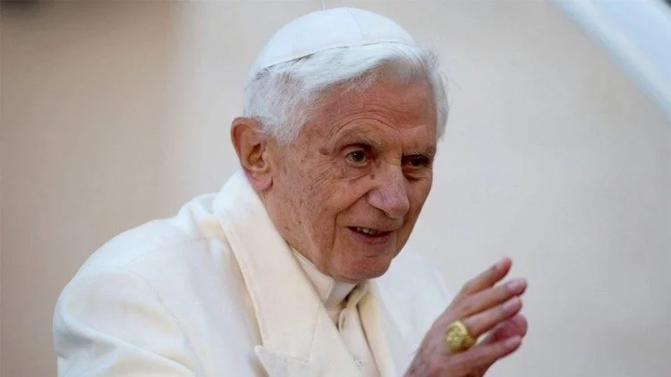 Requiem. Na rozlúčku s Benediktom XVI.