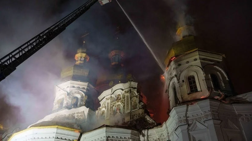 BOMBARDOVANIE LAVRY A PUTINOVA PRAVÁ TVÁR - II. ČASŤ