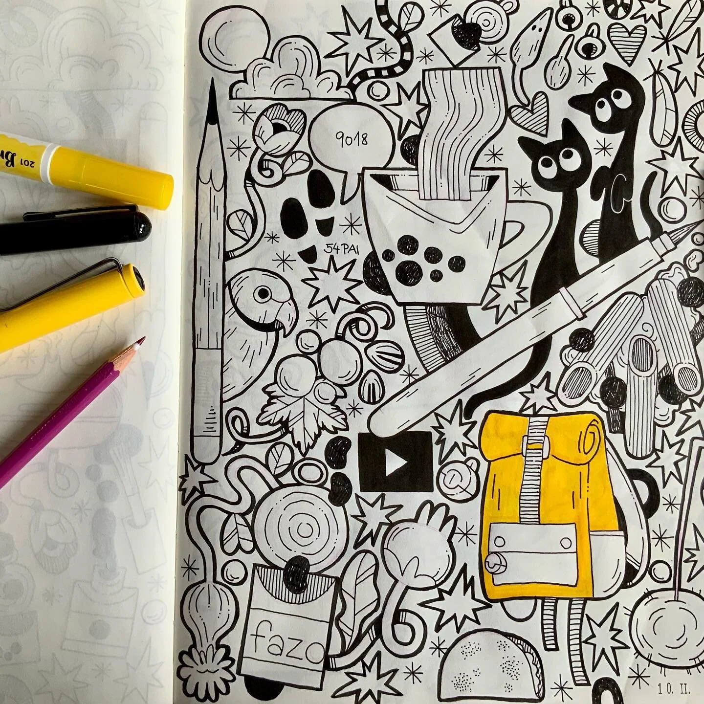 Art diary
Feb 10th-15th

I wanted to use some color to the pages so I did. I think the color now and then can really brighten the page.

Materials: sketchbook midori md cotton, pens lamy safari (roller and fountain pen) and pentel brush pen, erasable