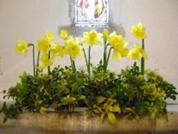 Decorating our churches for Easter