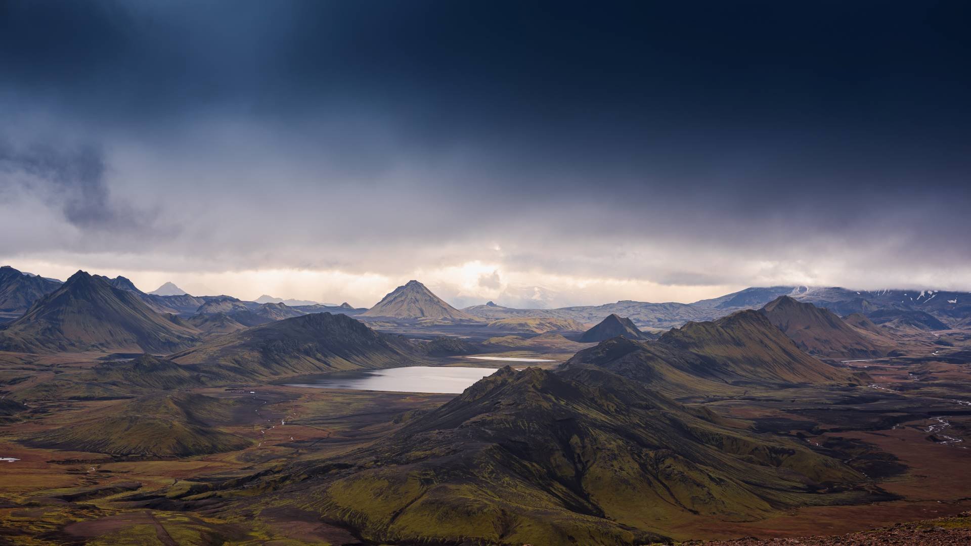Laugavegur 02.jpeg