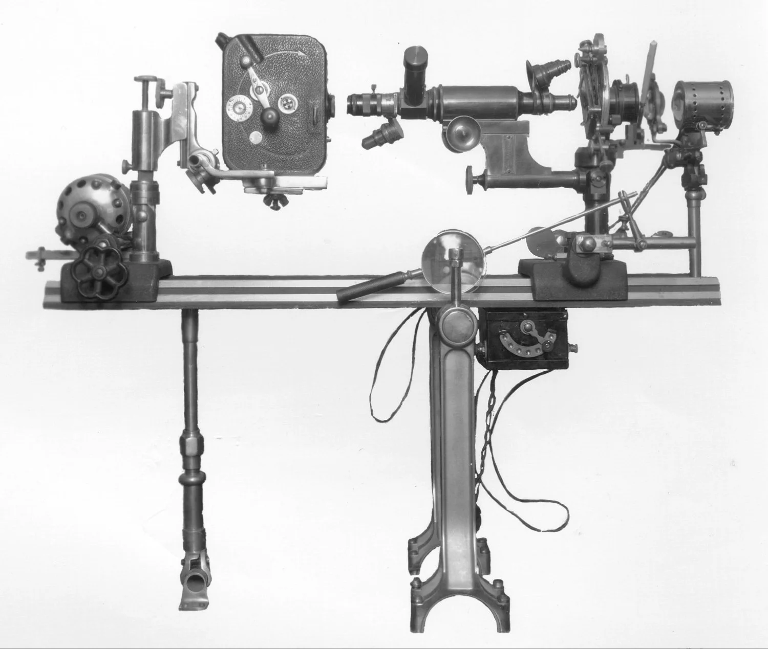 #1 Microscope. Horizontal microscope to the right, photography equipment to the left.