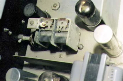 A further closeup of the Eico audio oscillator portion of the Thompson device. It shows the 2-gang capacitor, which dates this device 1954 or later (see "Scoon" section above).