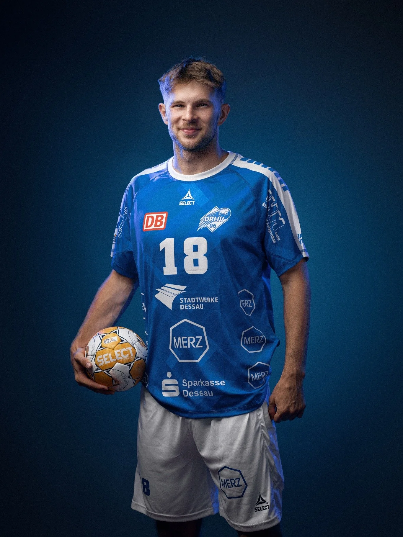 📸 Spielerfotos f&uuml;r den @drhv06 

#spielerfotos #handball #drhv06 #dessau #weframeproduction