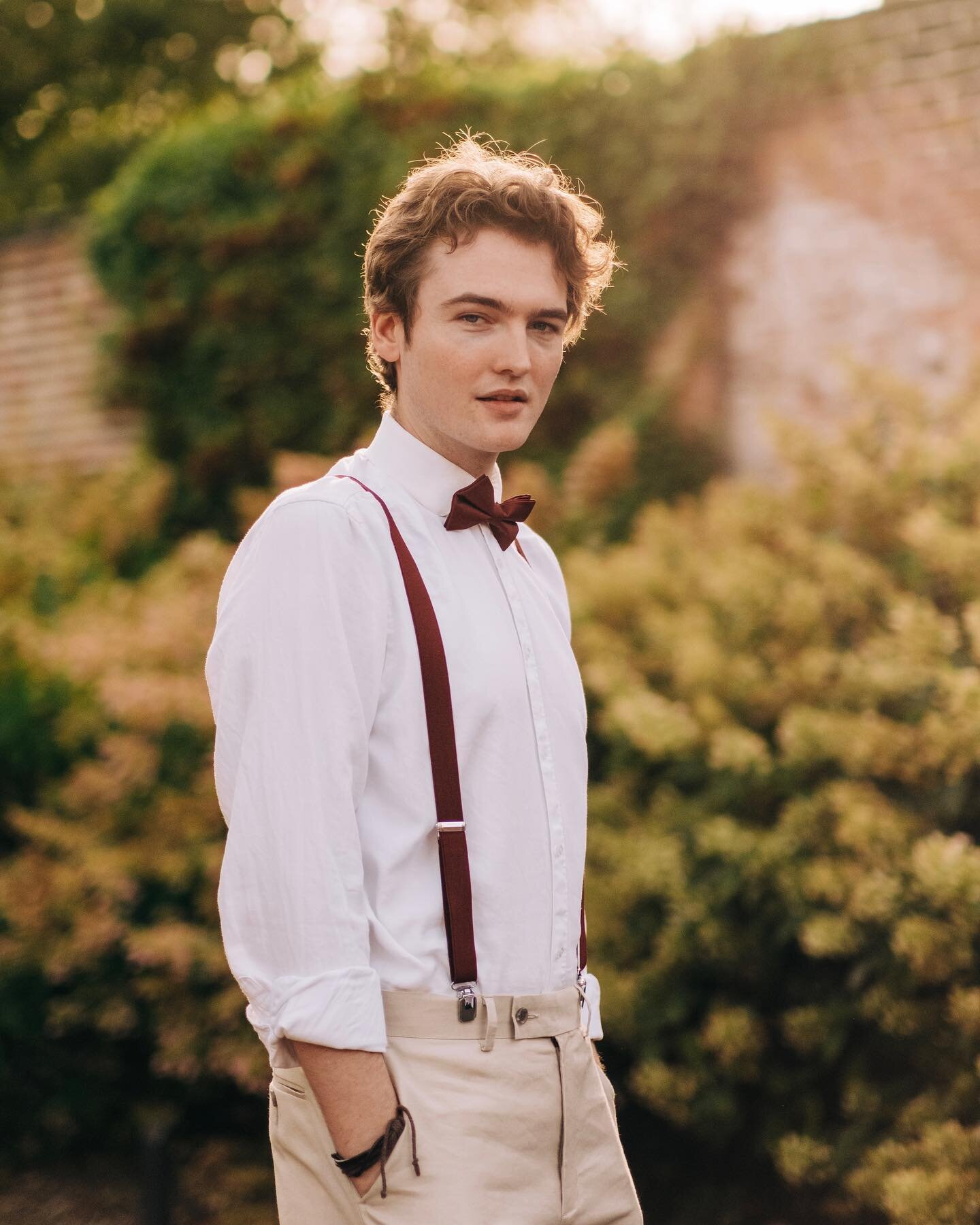 Golden hour portraits😍

#nottinghamphotographer #goldenhourportraits #notts #nottingham #nottinghamsmallbusiness #nottsphotographer #eastmidlandsphotographer #lincolnphotographer #eastmidlands #derbyphotographer #portraitphotography #nottsbusiness #