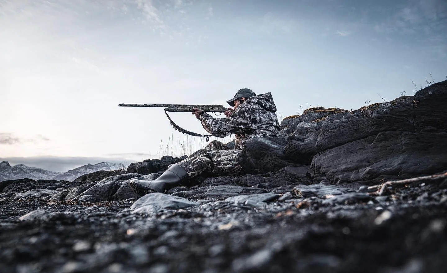 Each photo should unfold a emotion or story, to allow the viewers to have a sense of feeling from the shot.

#bowhunting #archery #deerhunting #whitetail #deerhunting #whitetaildeerhunting  #waterfowlhunting #waterfowlphotography #waterfowl #birdhunt