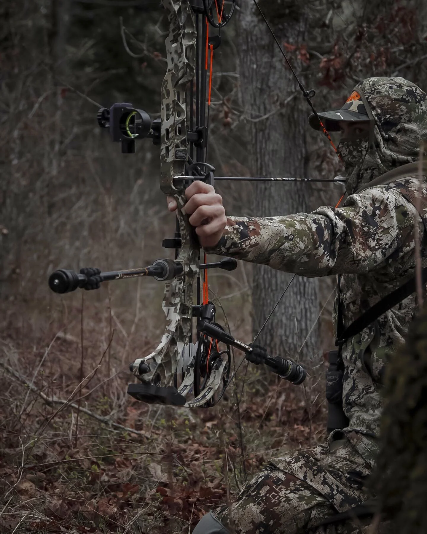 Happy full draw Friday 🤘🏽🏹 

#photography #mathewsarchery #easton #eastonarchery #blackgoldsights #vaportrail #lateseason #whitetail #bstinger  #tightspotquivers  #archery #archerylife #archerylifestyle #bowhunting #crispiboots #sevrbroadheads #ph