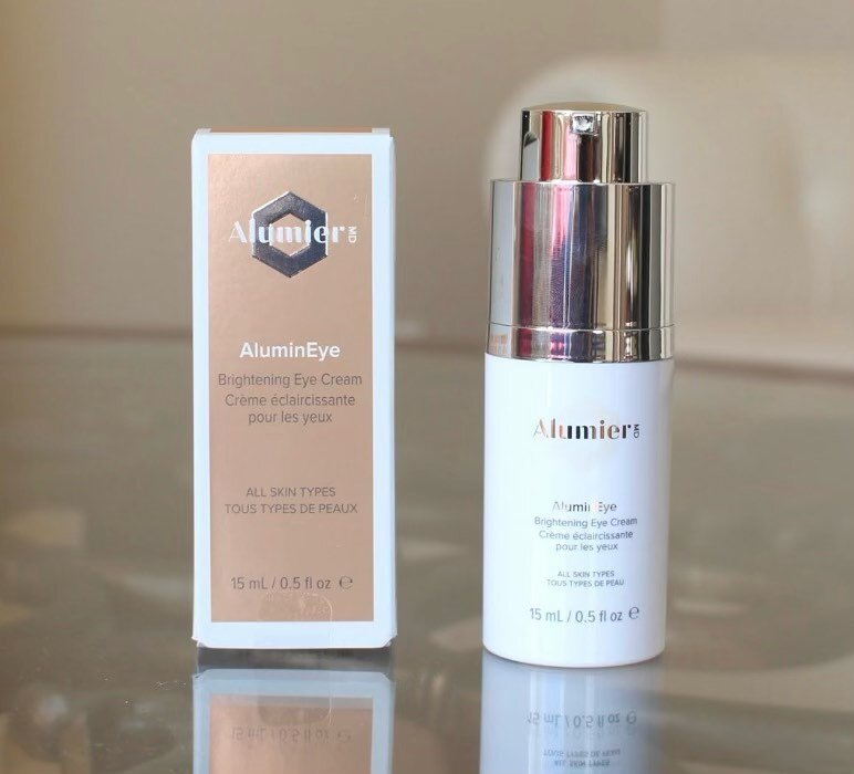 ARE YOU TIRED OF LOOKING TIRED👀

ALUMINEYE is rich eye cream that significantly improves the appearance of dark circles, fine lines and puffiness.

Benefits💫
* helps diminish the appearance of fine lines, dark circles and puffiness. 
* rich in pept