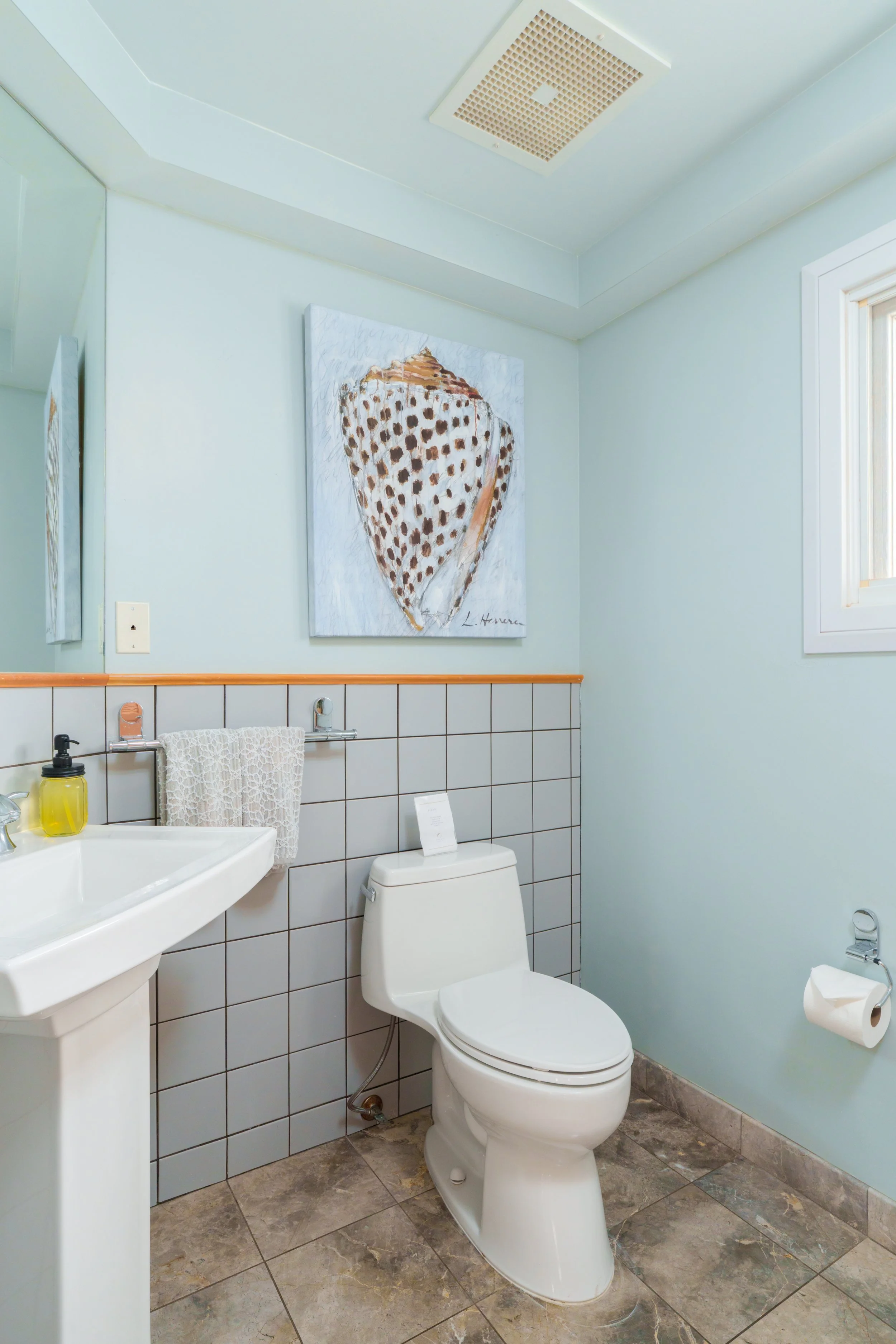 Upstair 1/2 Bath next to Bedroom #5