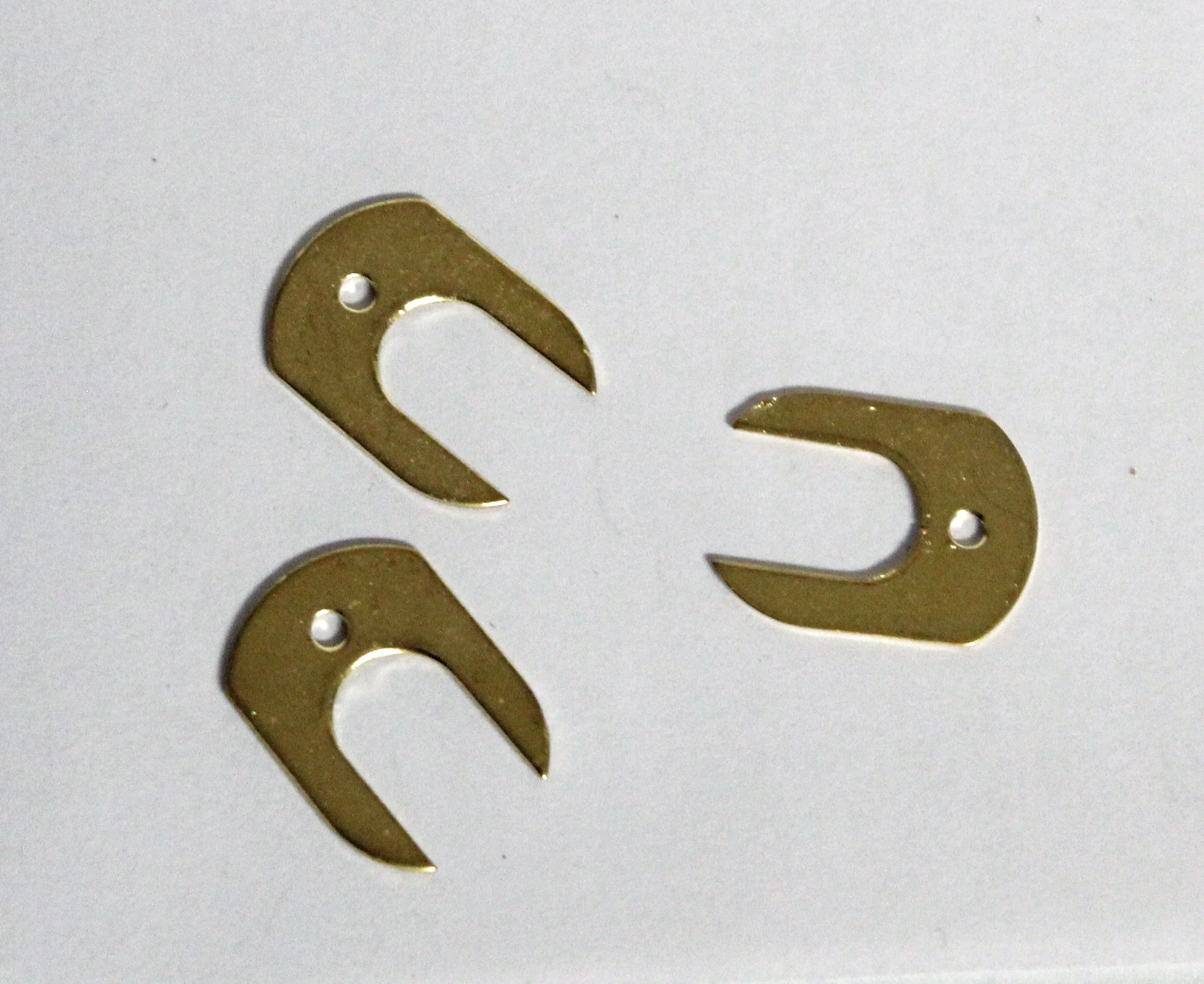 tall case hand retainers 3.jpg