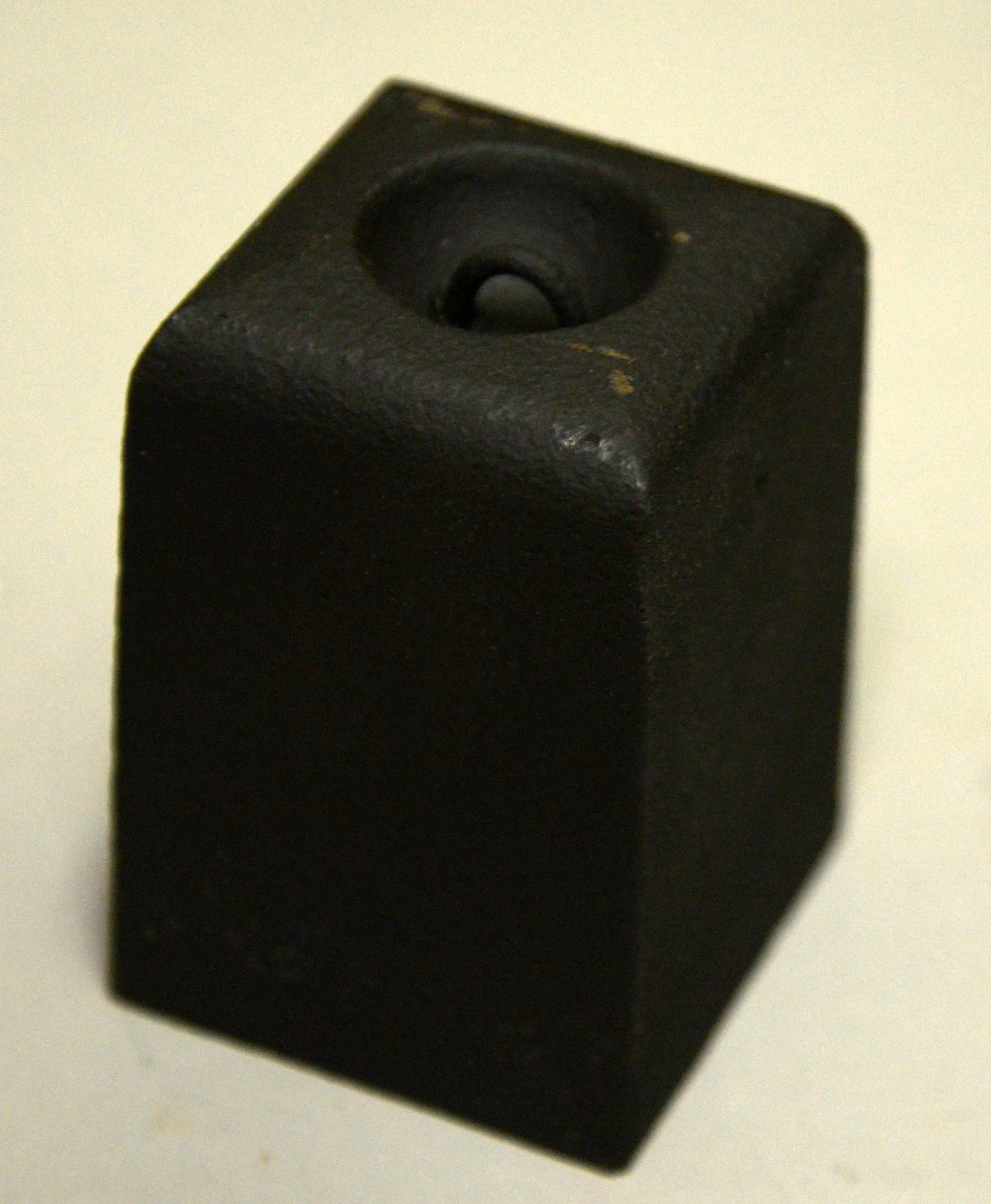 torrington weight, square.jpg