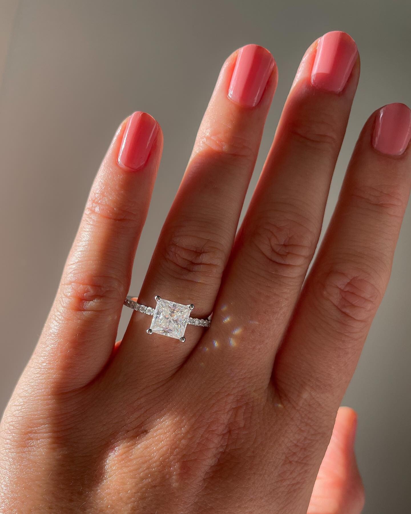 Obsessing over this princess cut ✨ 
Featuring a 2ct Grace Mair&eacute; moissanite centre stone and pav&eacute; band. #gracemariejewellery 

&mdash;&mdash;&mdash;&mdash;&mdash;&mdash;&mdash;&mdash;&mdash;&mdash;&mdash;&mdash;&mdash;&mdash;&mdash;&mdas