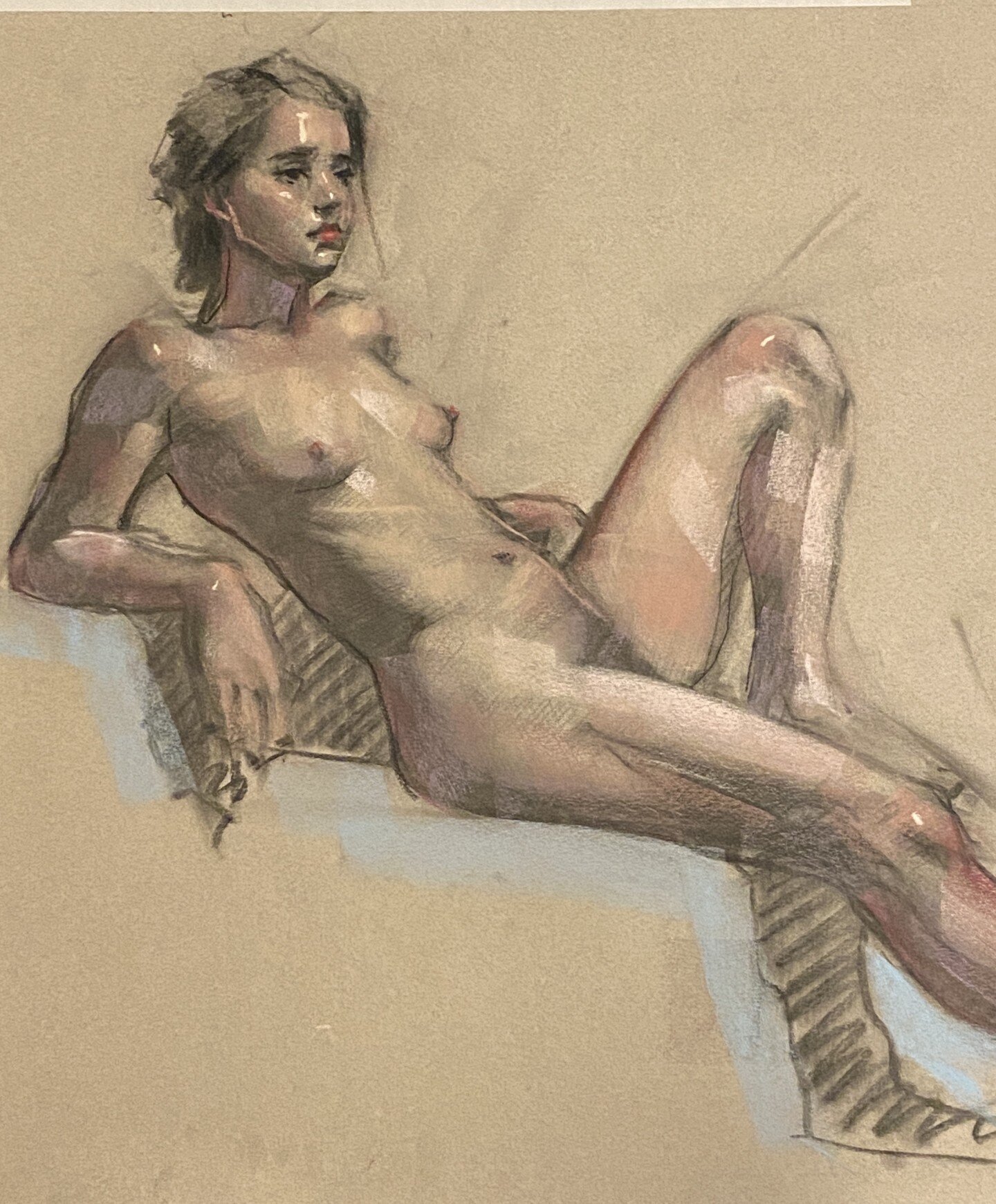 Marissa in her last pose of the life drawing workshop, where we added pastels to our charcoal drawings. I'm sorry the class is over, and @patient_unfolding was wonderful in her short and long poses, which she recreated perfectly each week. However, n