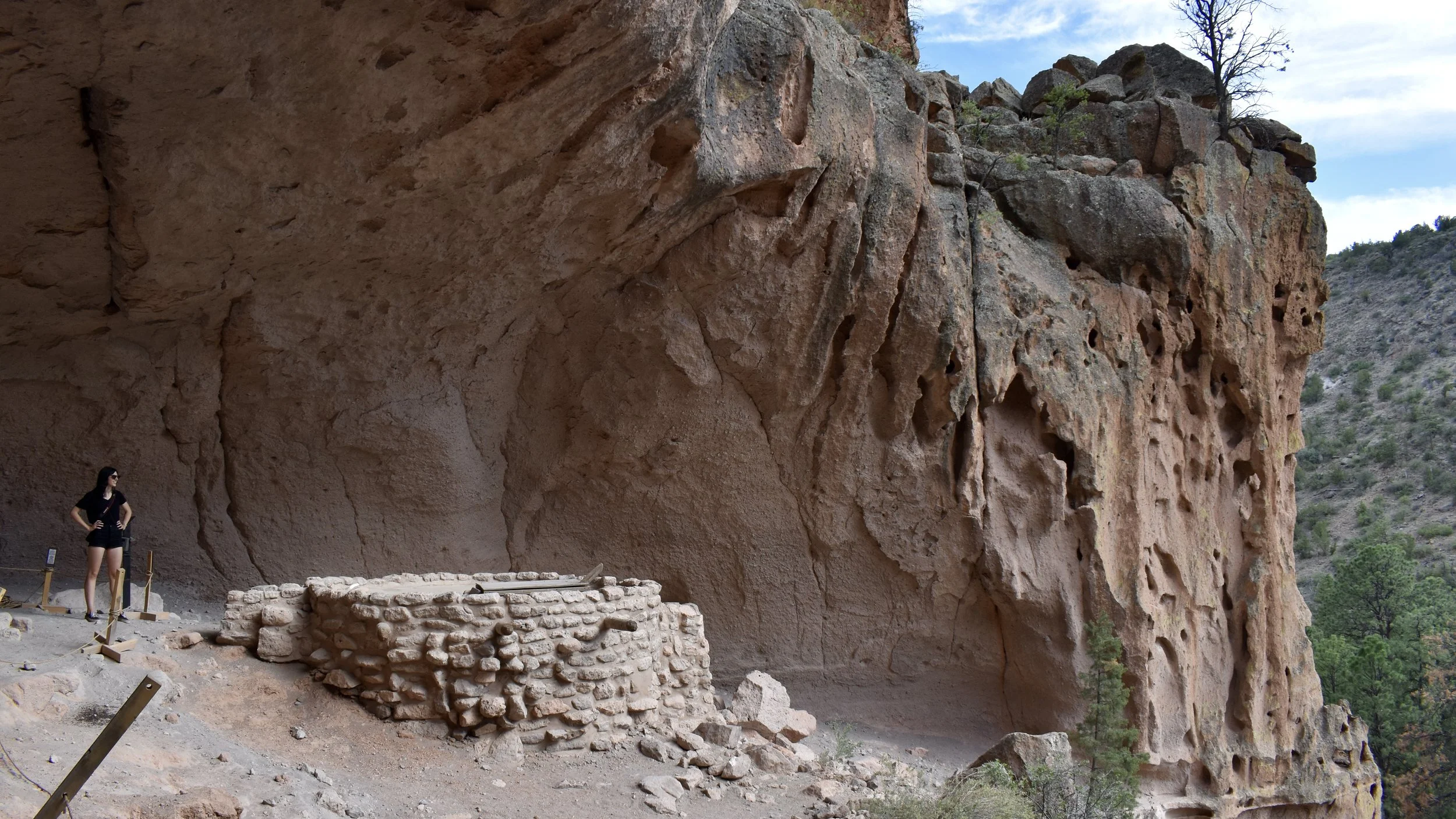 Kiva &amp; Alcove House at Bandelier National Monument