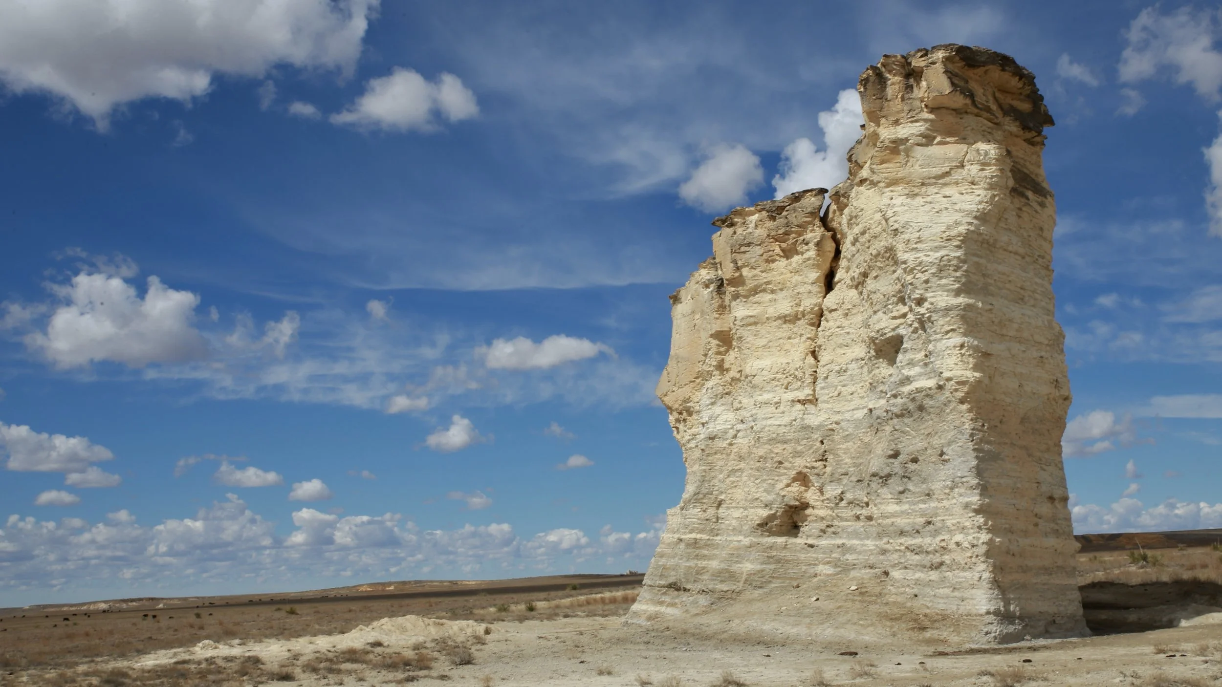 Monument Rocks National Natural Landmark in Western Kansas — The ...