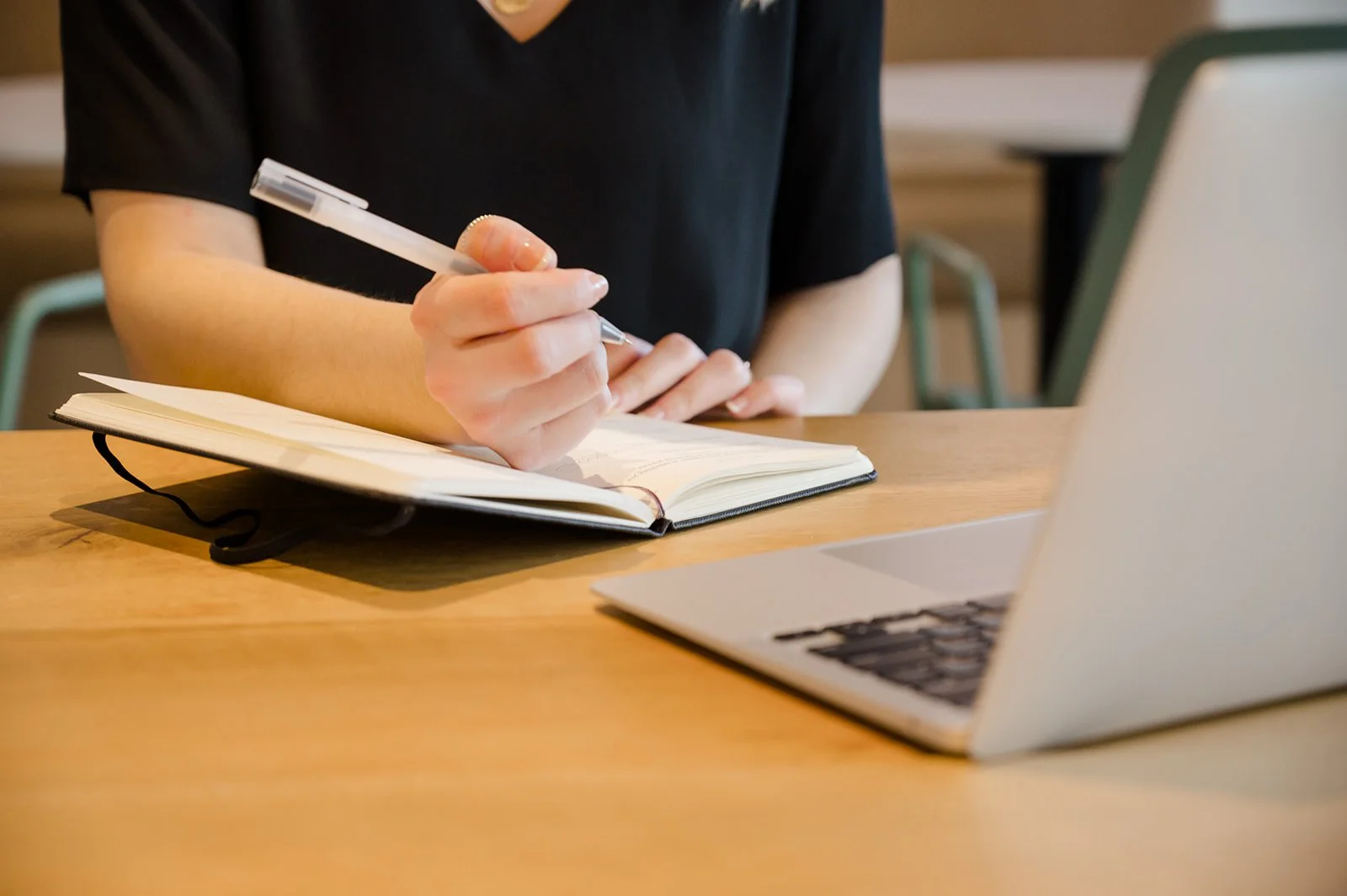 3 Copywriting Mistakes Health Experts Make