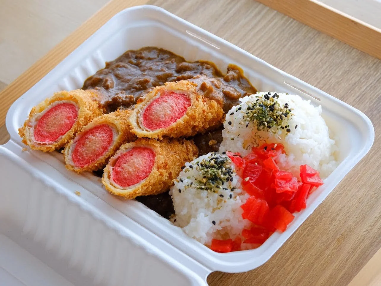 Chlifford Katsu Dog Plate $14