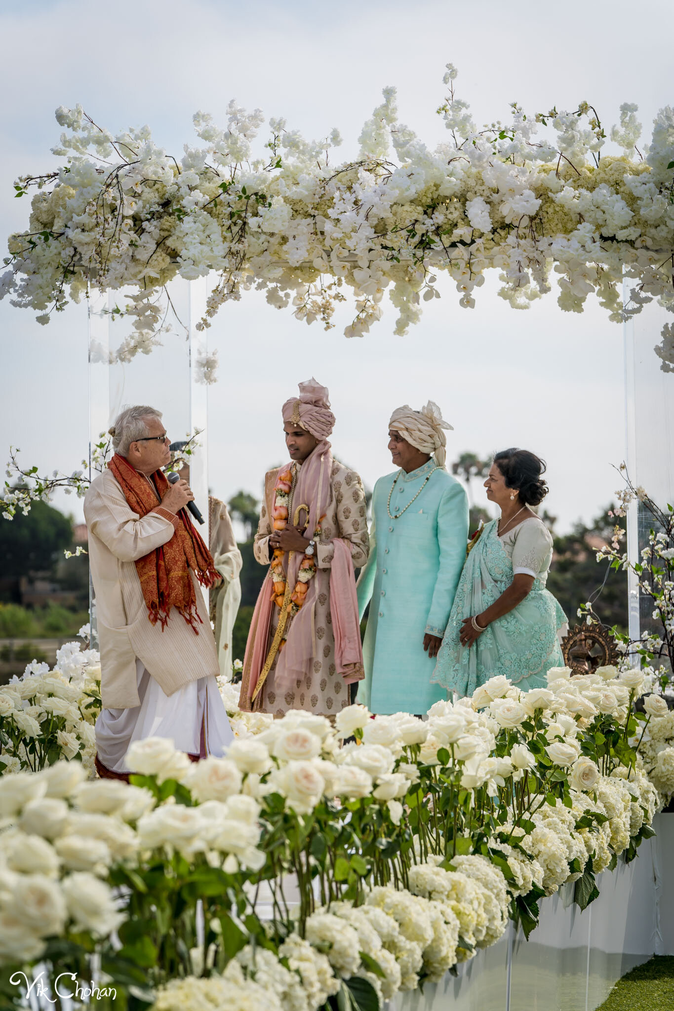2021-07-30-Shaan-&-Megha-Wedding-Vik-Chohan-Photography-Photo-Booth-Social-Media-VCP-283.jpg
