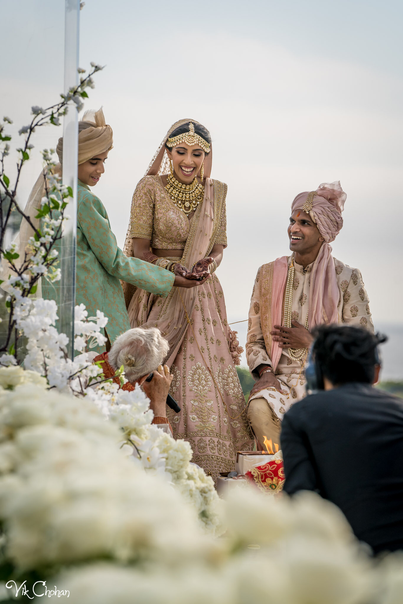 2021-07-30-Shaan-&-Megha-Wedding-Vik-Chohan-Photography-Photo-Booth-Social-Media-VCP-338.jpg