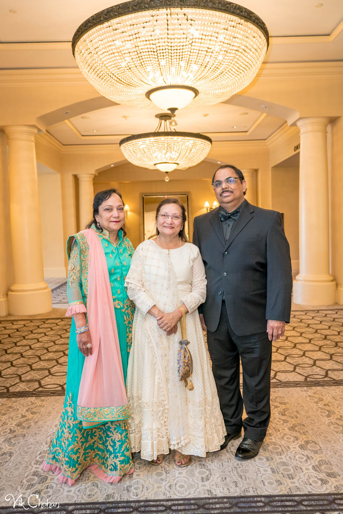 2021-07-31-Shaan-&-Megha-Wedding-Reception-Vik-Chohan-Photography-Photo-Booth-Social-Media-VCP-010.jpg