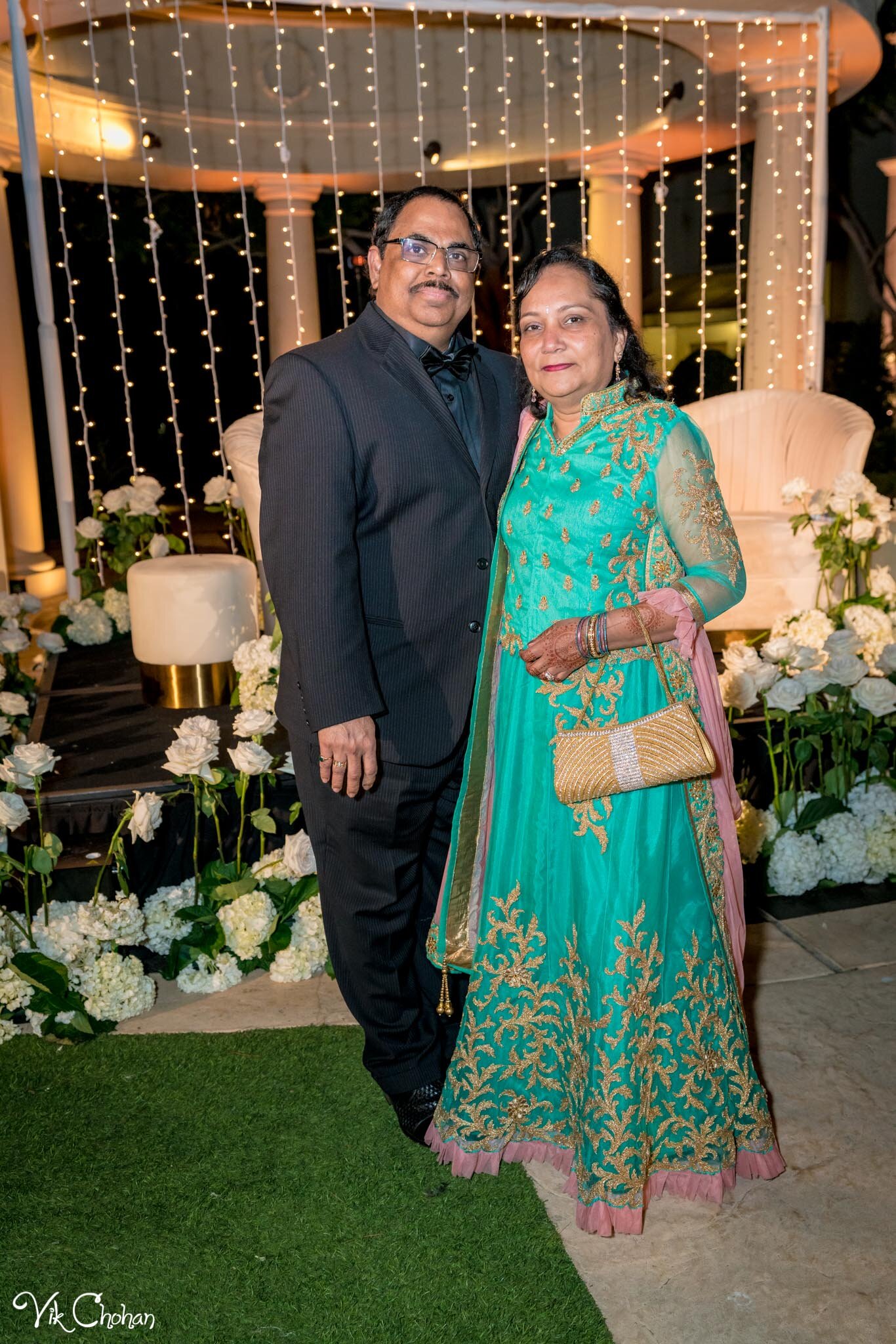2021-07-31-Shaan-&-Megha-Wedding-Reception-Vik-Chohan-Photography-Photo-Booth-Social-Media-VCP-130.jpg