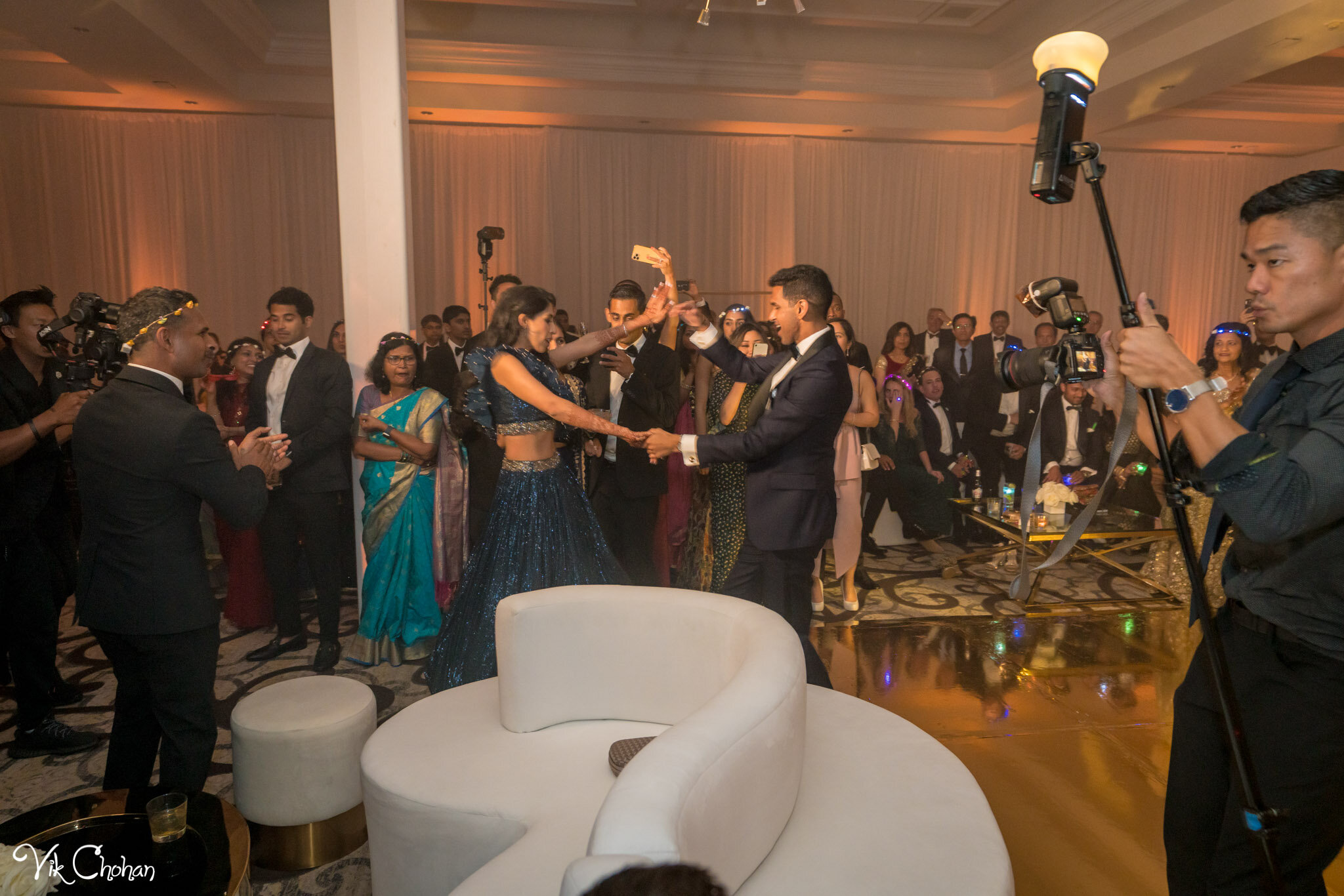 2021-07-31-Shaan-&-Megha-Wedding-Reception-Vik-Chohan-Photography-Photo-Booth-Social-Media-VCP-171.jpg