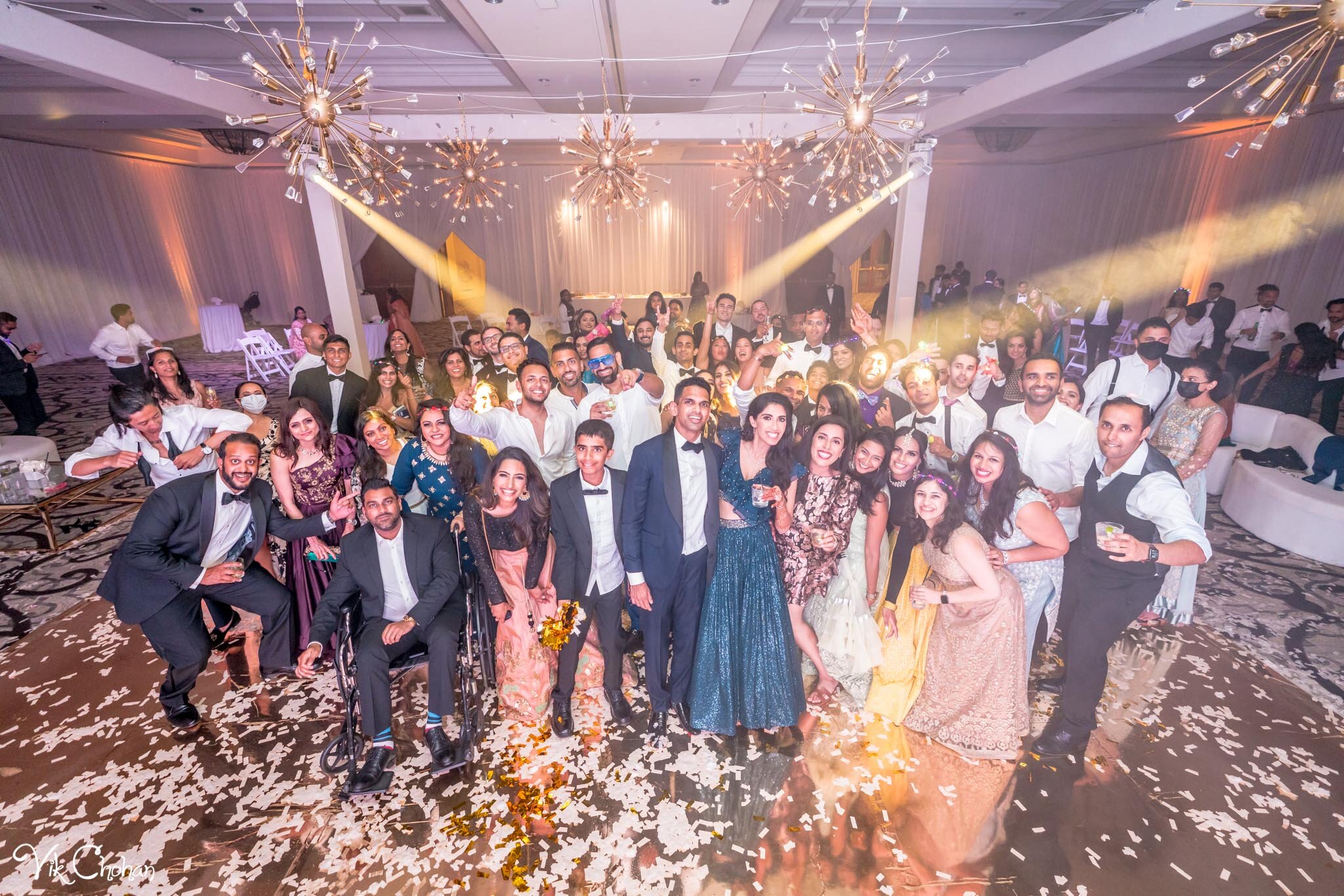 2021-07-31-Shaan-&-Megha-Wedding-Reception-Vik-Chohan-Photography-Photo-Booth-Social-Media-VCP-226.jpg