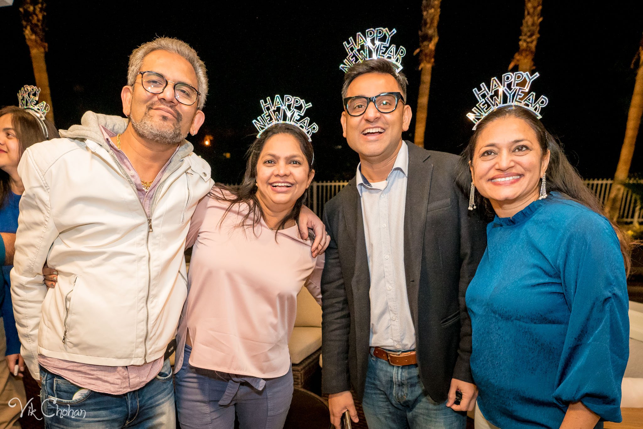 2021-12-31-New-Years-Eve-Celebration-Vik-Chohan-Photography-Photo-Booth-Social-Media-VCP-042.jpg