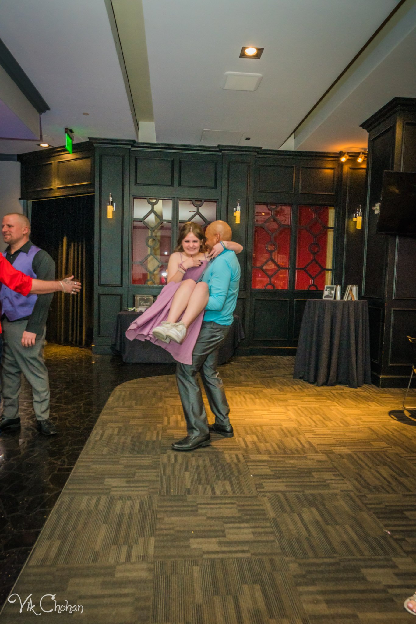 2022-04-09-Morgan-&-Carl-Las-Vegas-Wedding-Reception-at-The-Loft-Vik-Chohan-Photography-Photo-Booth-Social-Media-VCP-173.jpg