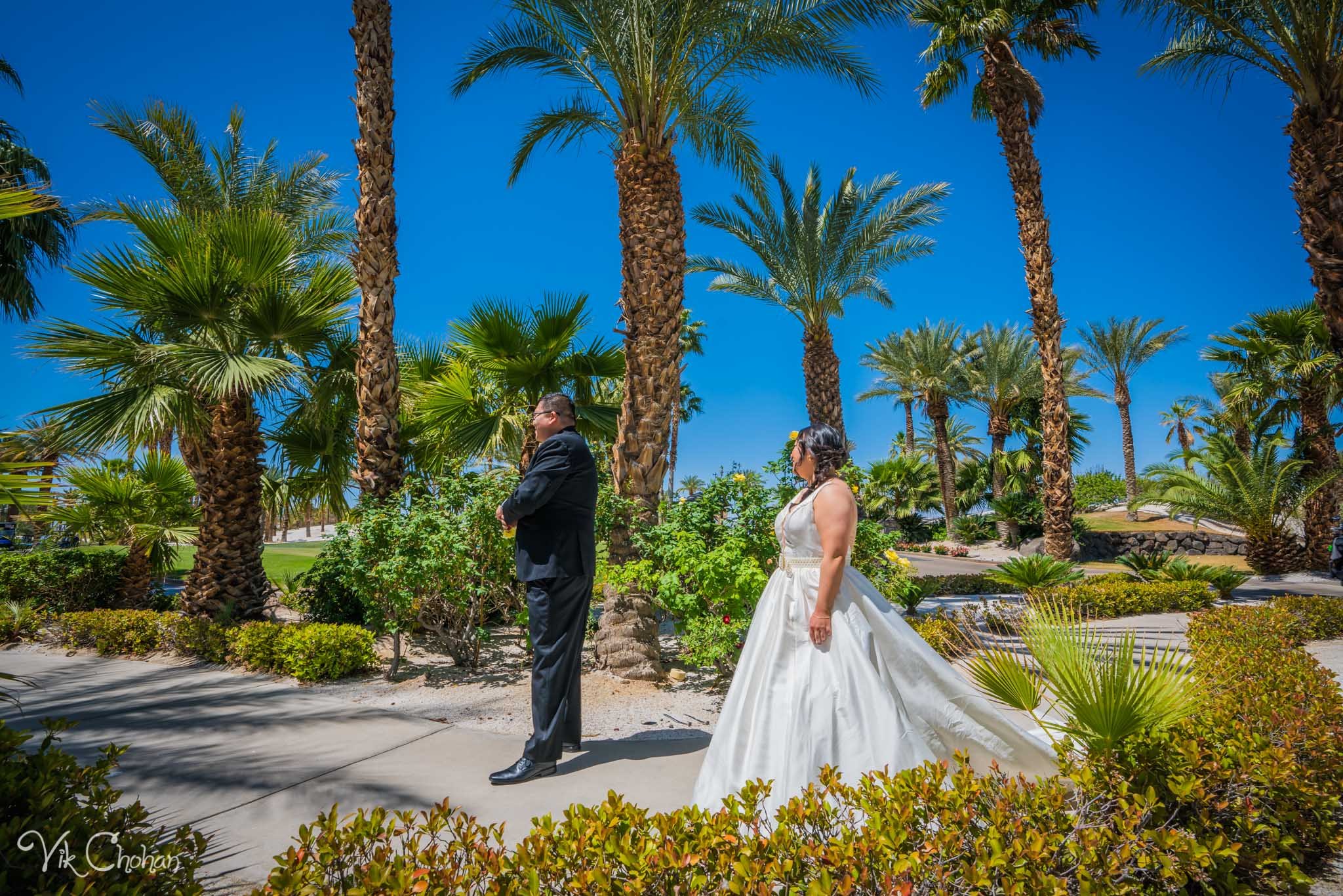 2022-04-20-Mimi-&-Aaron-Las-Vegas-Wedding-Vik-Chohan-Photography-Photo-Booth-Social-Media-VCP-016.jpg