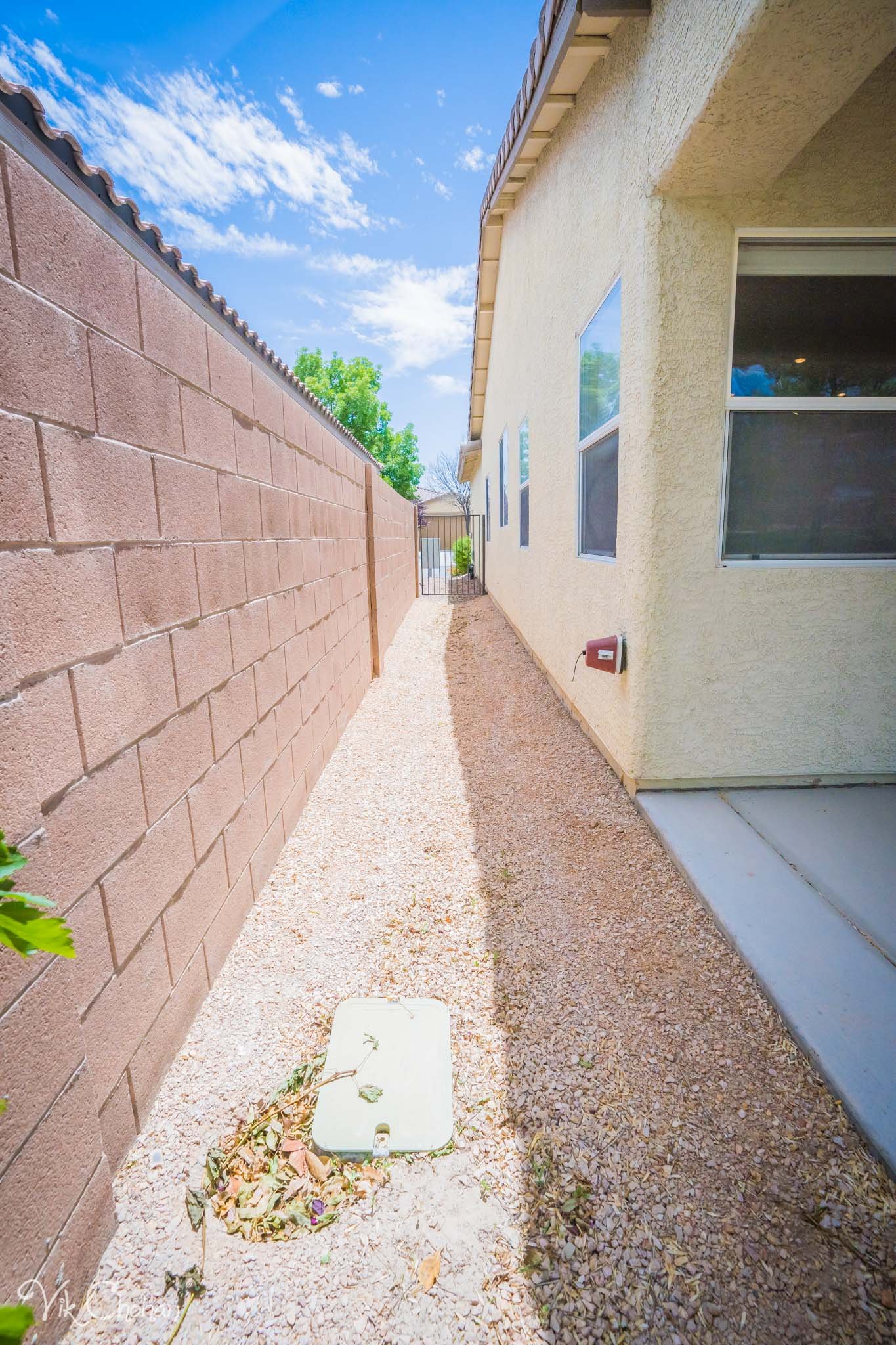 2022-05-15-5378-E-Cansano-St-Pahrump-Real-Estate-Photography-Virtual-Tour-Drone-Photography-Vik-Chohan-Photography-Photo-Booth-Social-Media-VCP-108.jpg