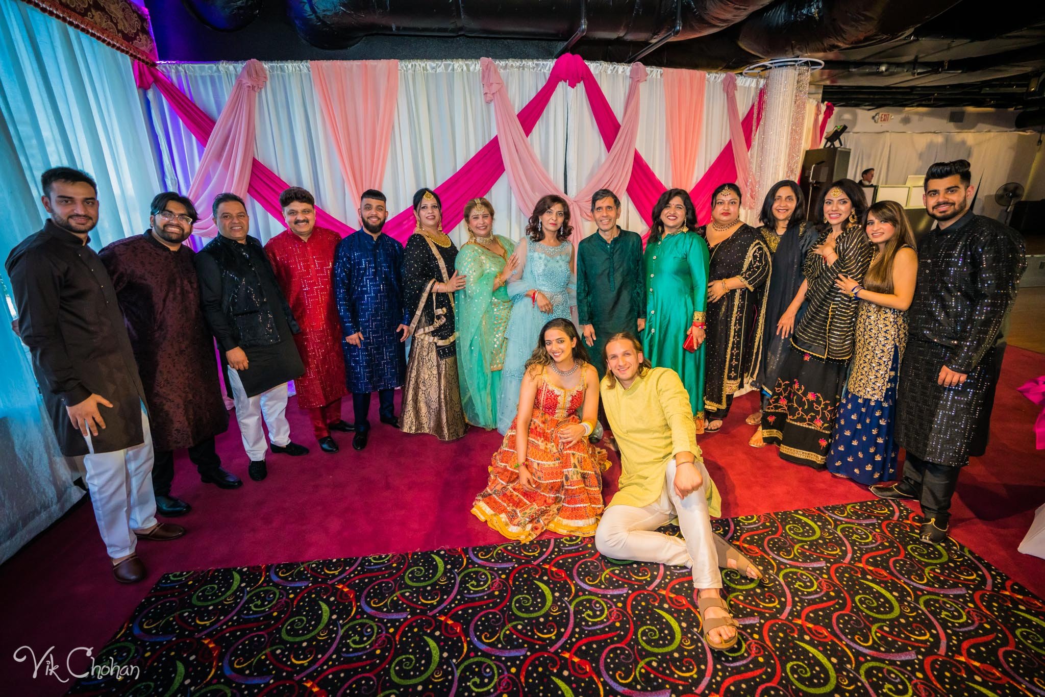 2022-06-07-Annie-&-Steven-Las-Vegas-Indian-Wedding-Sangeet-Night-Celebration-Photography-Vik-Chohan-Photography-Photo-Booth-Social-Media-VCP-028.jpg