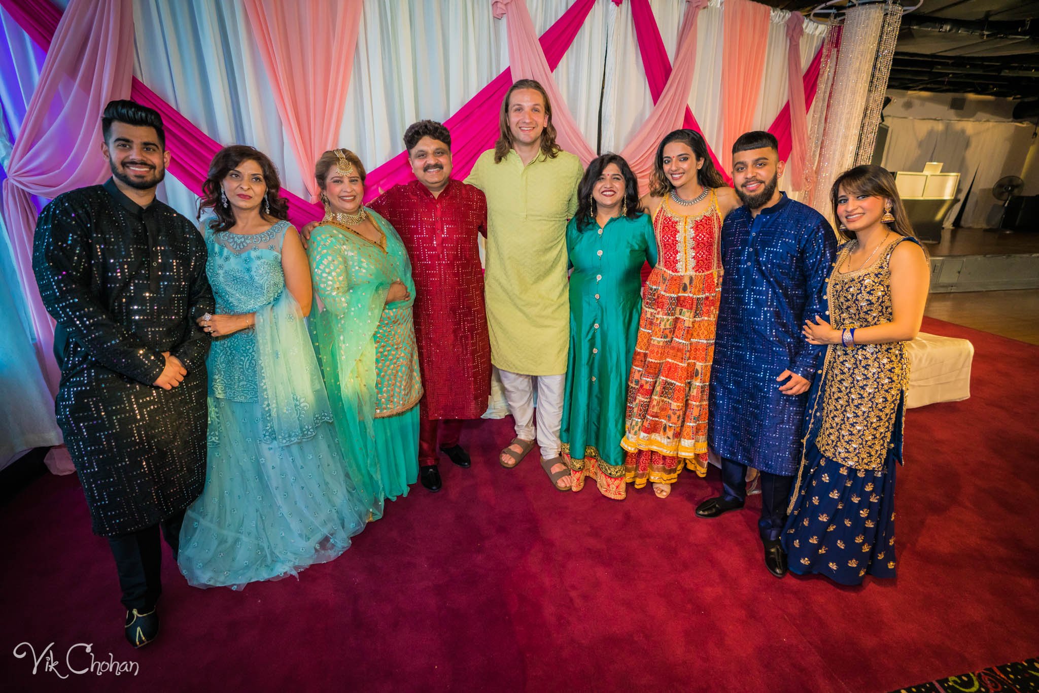 2022-06-07-Annie-&-Steven-Las-Vegas-Indian-Wedding-Sangeet-Night-Celebration-Photography-Vik-Chohan-Photography-Photo-Booth-Social-Media-VCP-032.jpg